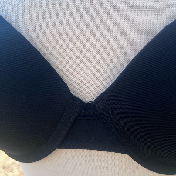 JUICY COUTURE INTIMATES PADDED BLACK BRA 36C - Picture 2 of 7
